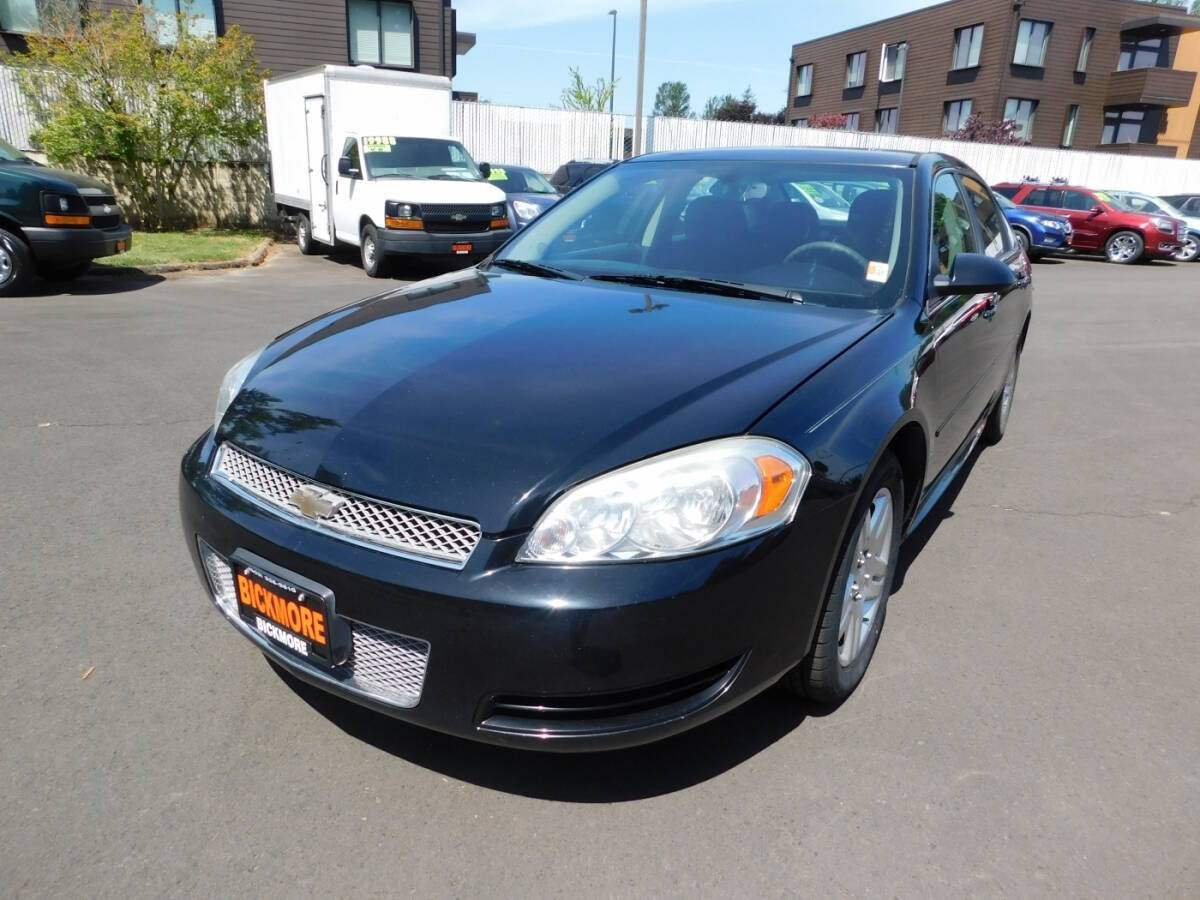 Used 2015 Chevrolet Impala LT w/ LT Sunroof Package FWD image 4
