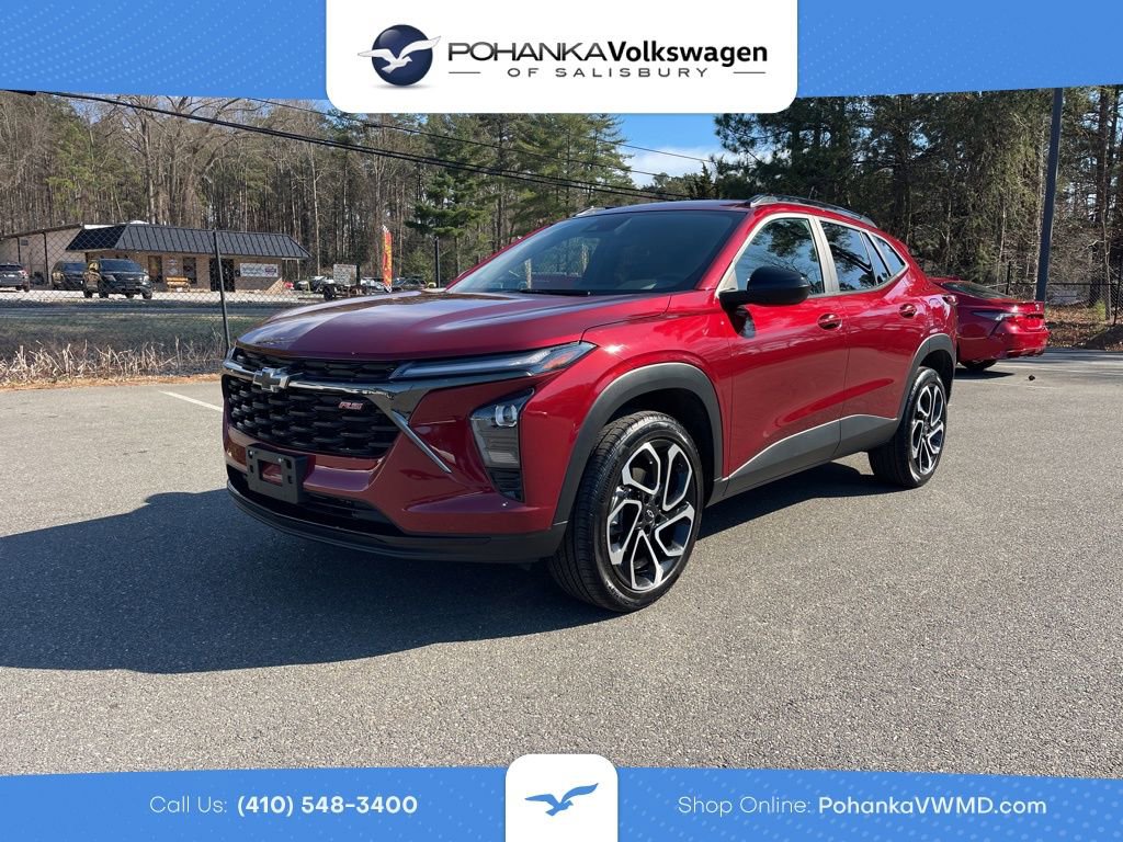 Used 2024 Chevrolet Trax RS w/ Driver Confidence Package image 1