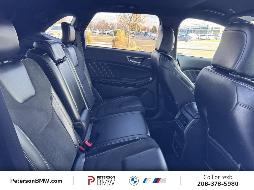 Used 2023 Ford Edge ST image 21