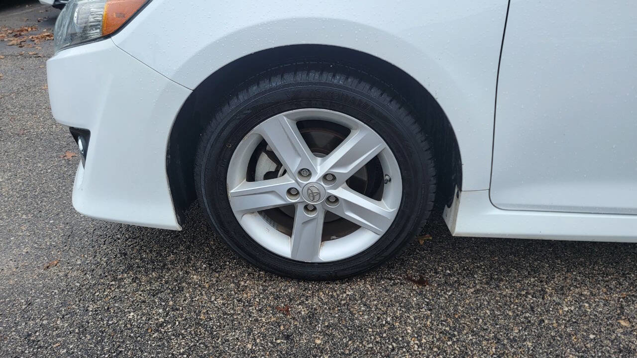 Used 2013 Toyota Camry SE image 31