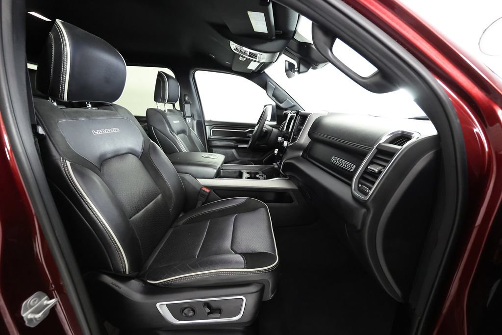 Used 2025 RAM 1500 Laramie AWD/4WD image 10