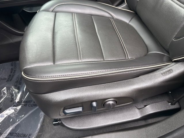 Used 2023 GMC Acadia Denali w/ Black Diamond Edition image 14