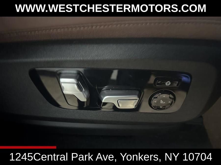 Used 2020 BMW X5 M50i AWD/4WD image 19