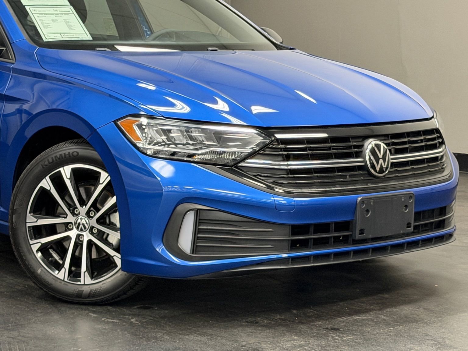 Used 2022 Volkswagen Jetta Sport image 3