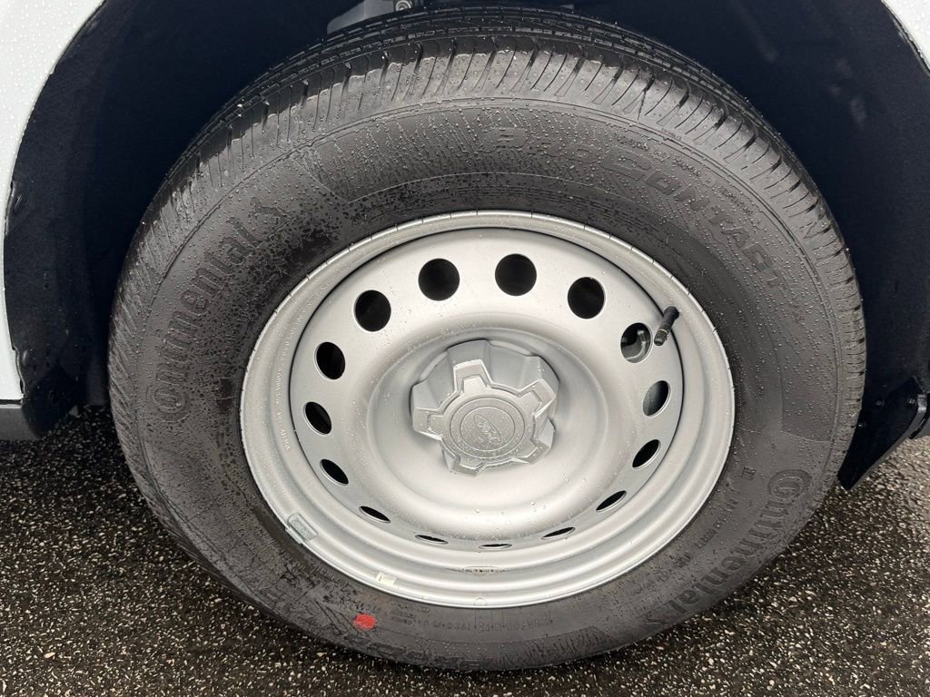 New 2026 Ford Maverick XL image 39