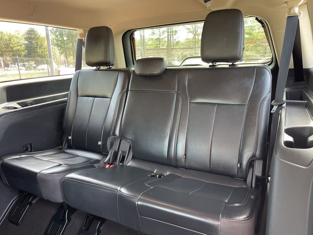 Used 2024 Ford Expedition Max XLT image 21