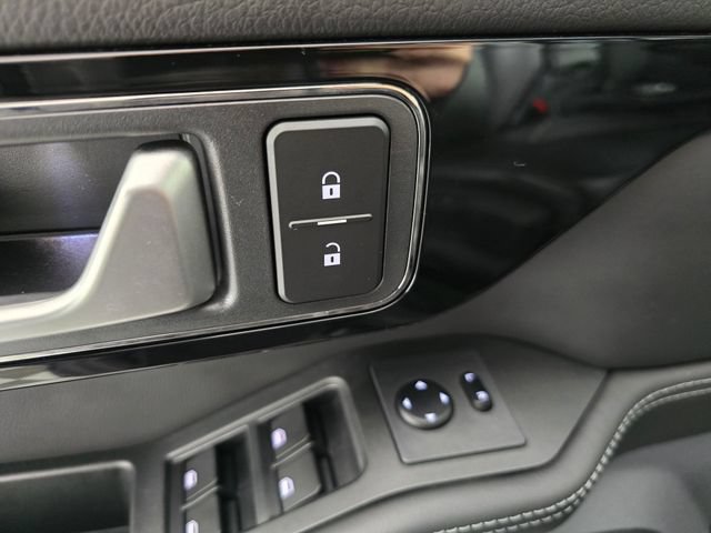 Used 2024 INEOS Grenadier AWD/4WD image 25