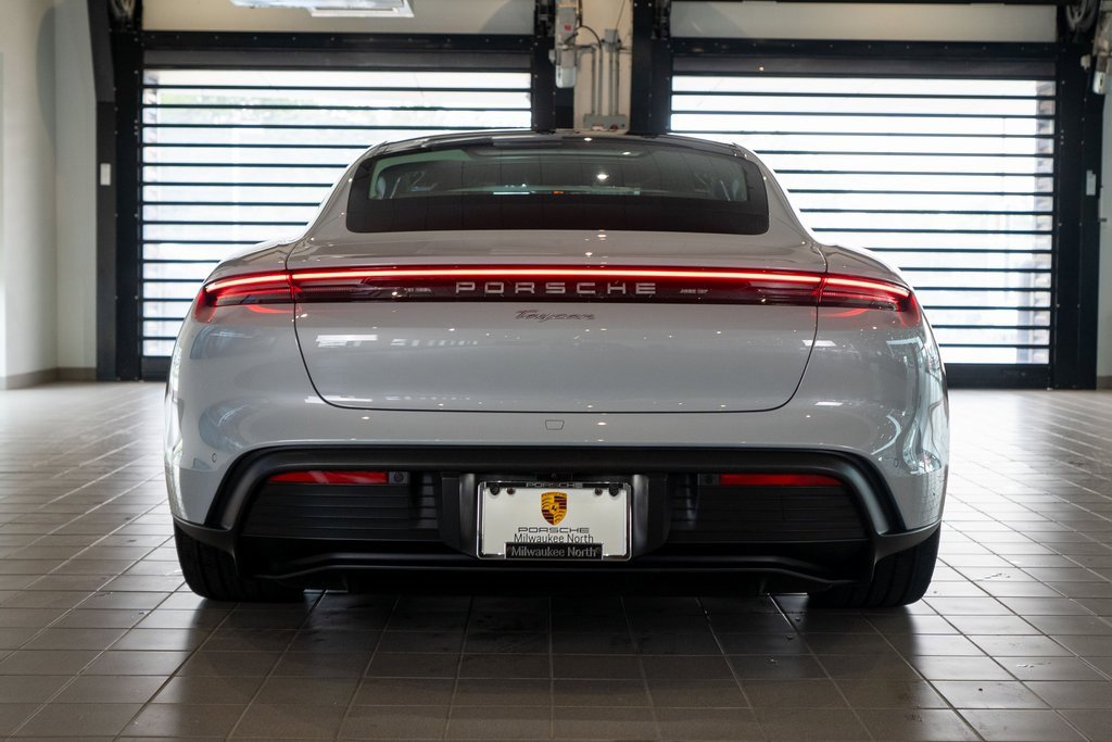 New 2025 Porsche Taycan image 9
