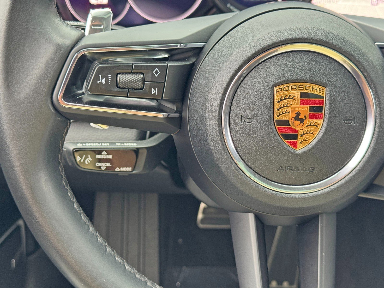 Used 2022 Porsche Panamera 4 AWD/4WD image 23