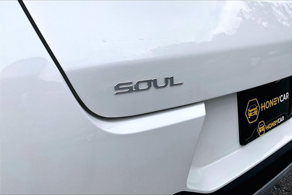 Used 2023 Kia Soul LX w/ Option Group 015 FWD image 24