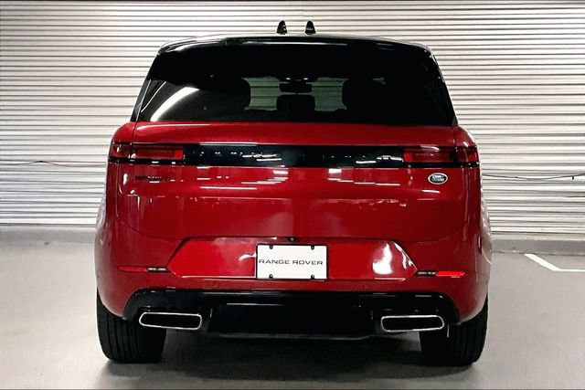 Used 2023 Land Rover Range Rover Sport SE Dynamic AWD/4WD image 3