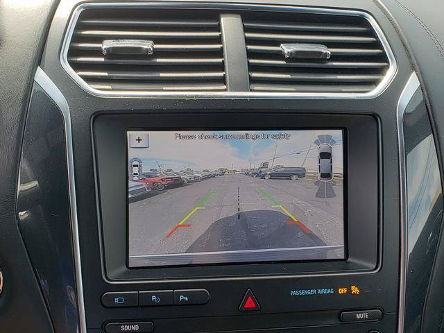 Used 2019 Ford Explorer Platinum AWD/4WD image 24