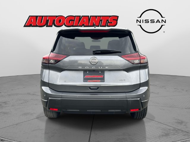 Used 2024 Nissan Rogue S AWD/4WD image 5