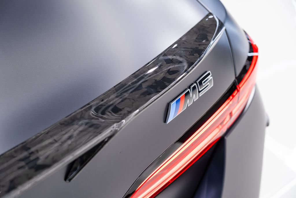 Used 2025 BMW M5 image 22