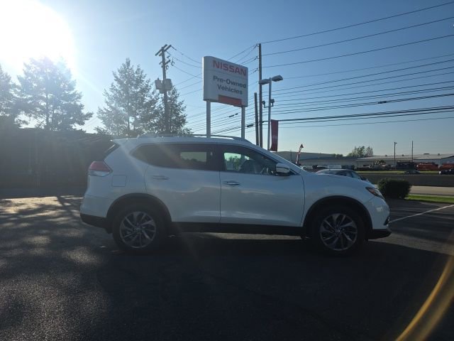 Certified 2016 Nissan Rogue SL w/ SL Premium Package AWD/4WD image 2