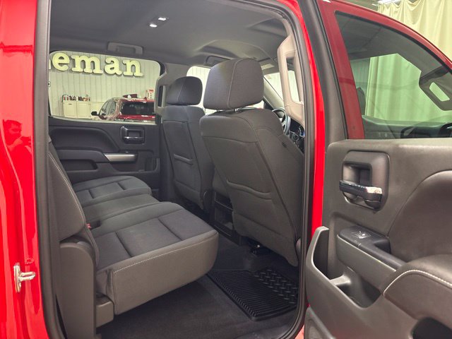 Used 2018 Chevrolet Silverado 1500 LT w/ All Star Edition AWD/4WD image 19