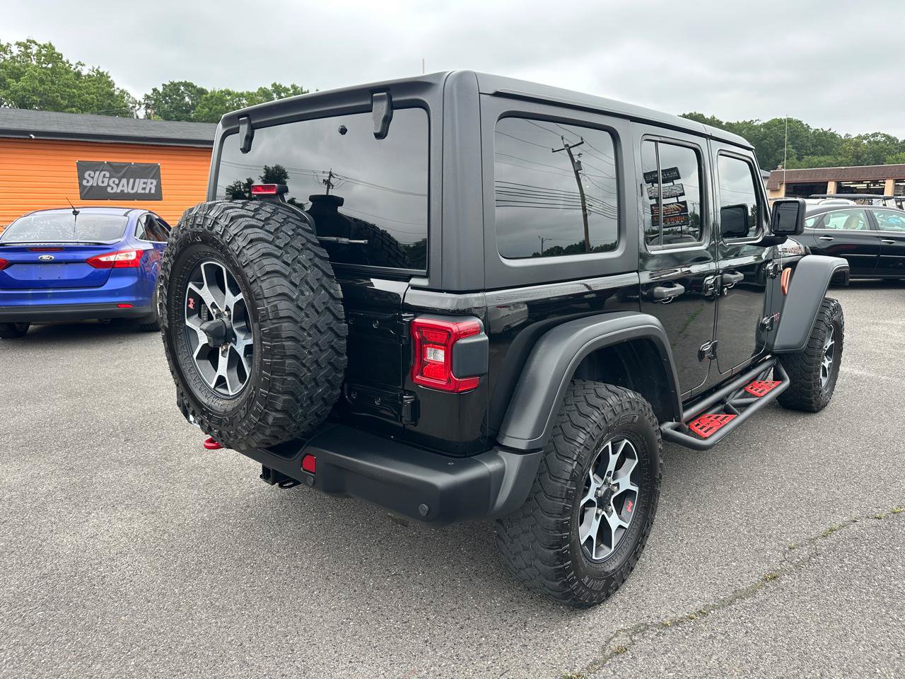 Used 2019 Jeep Wrangler Unlimited Rubicon AWD/4WD image 5