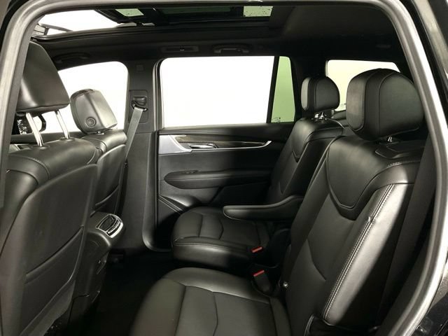 Used 2024 Cadillac XT6 Sport w/ Technology Package AWD/4WD image 31