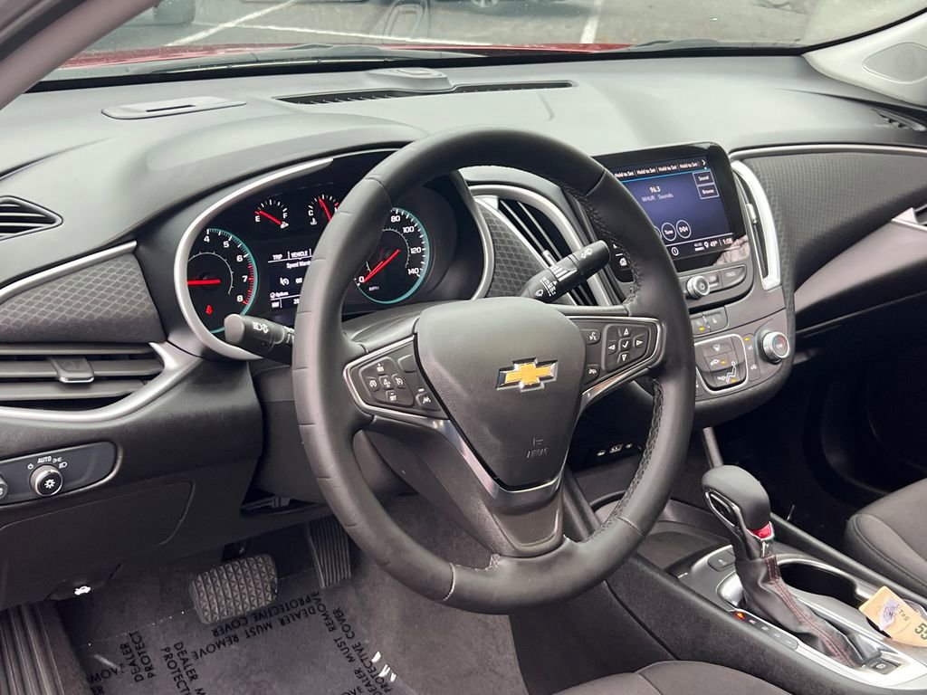 Used 2024 Chevrolet Malibu RS image 19