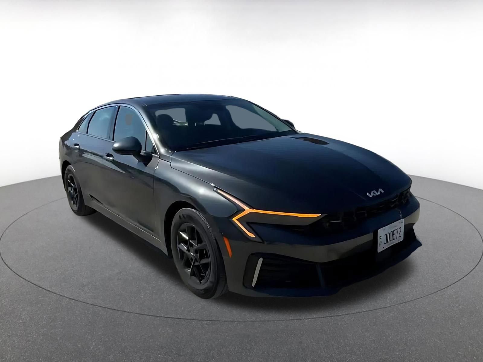 Used 2025 Kia K5 LXS FWD image 3