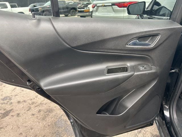 Used 2020 Chevrolet Equinox LT image 33