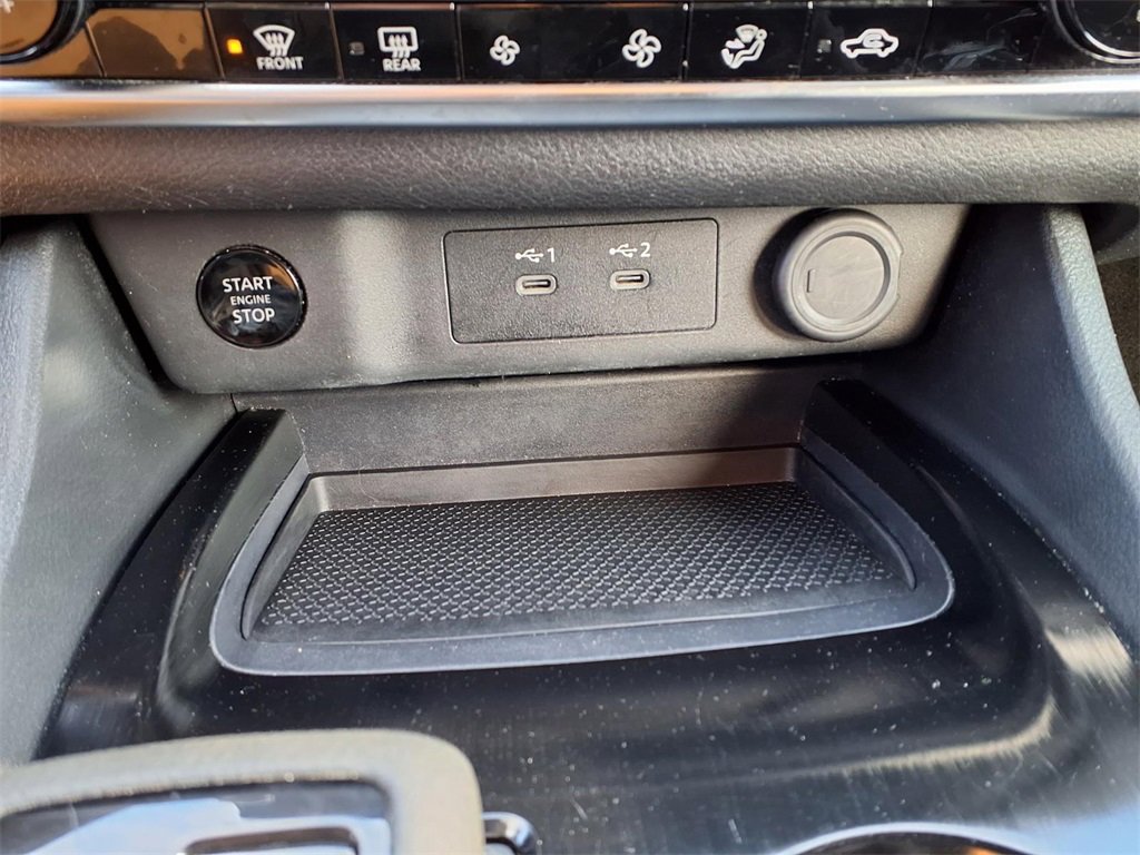 Used 2024 Nissan Rogue SV image 28