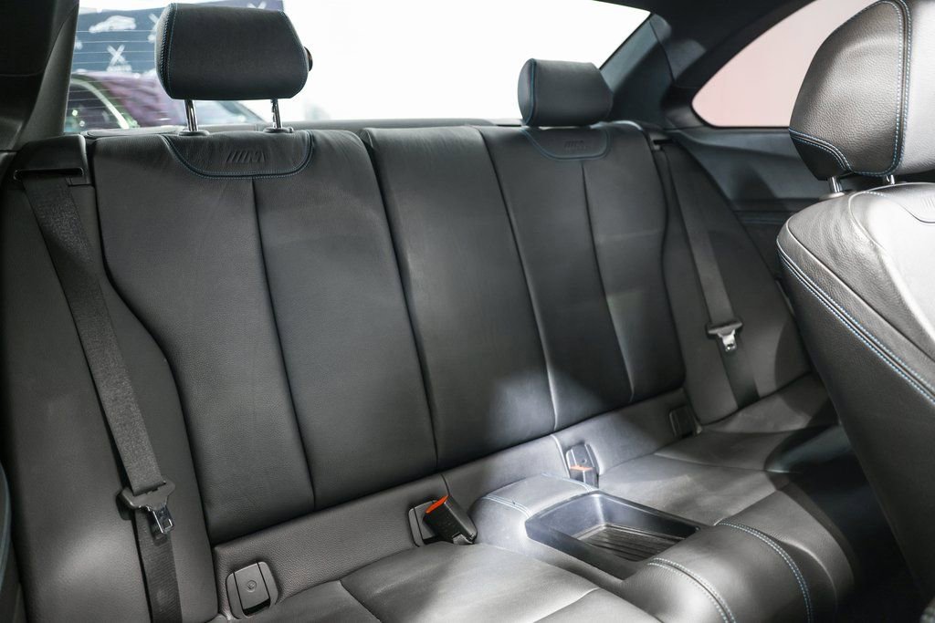 Used 2018 BMW M2 image 26