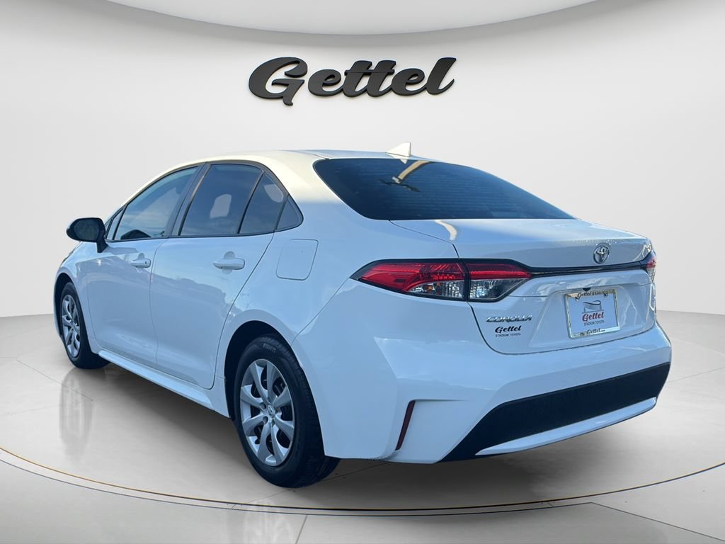 Used 2020 Toyota Corolla LE FWD image 7