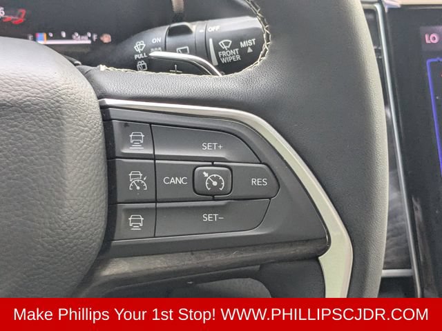 Used 2024 Jeep Grand Cherokee L Limited w/ Black Appearance Package AWD/4WD image 25