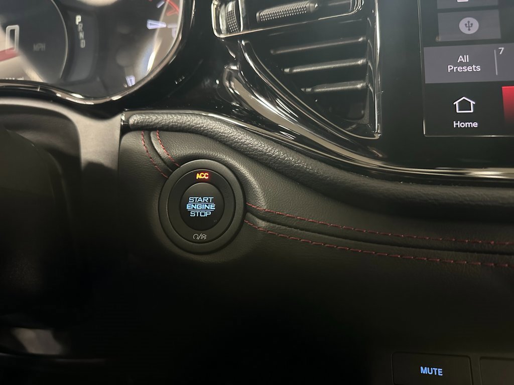 Certified 2025 Dodge Durango GT image 20