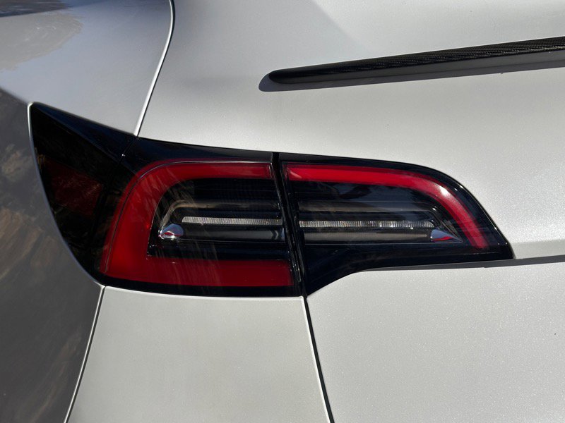 Used 2022 Tesla Model Y Performance image 27