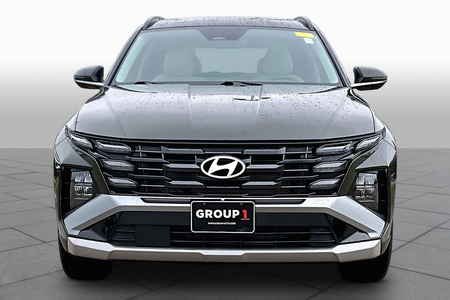 Used 2025 Hyundai Tucson SEL FWD image 4
