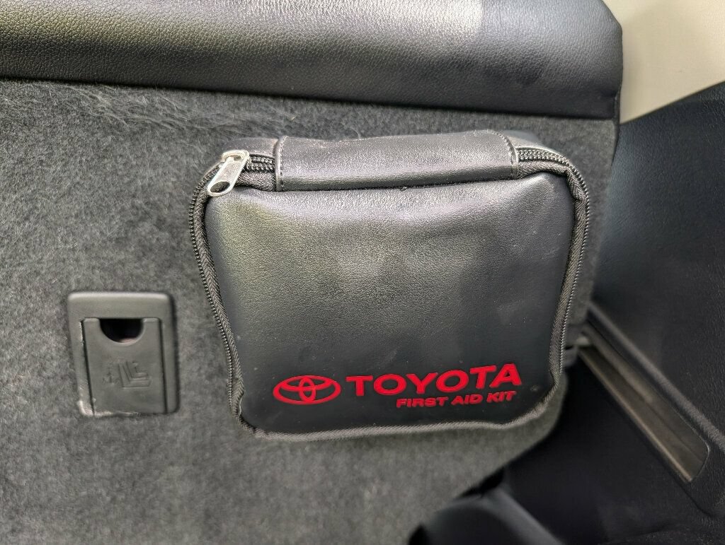 Used 2023 Toyota 4Runner 40th Anniversary SE AWD/4WD image 43