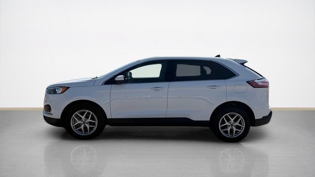 Used 2024 Ford Edge SEL w/ Convenience Package AWD/4WD image 3