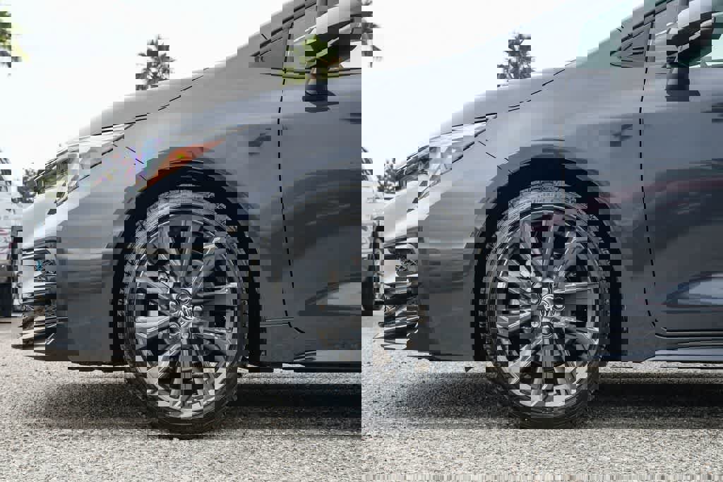 Used 2025 Toyota Corolla XSE image 10