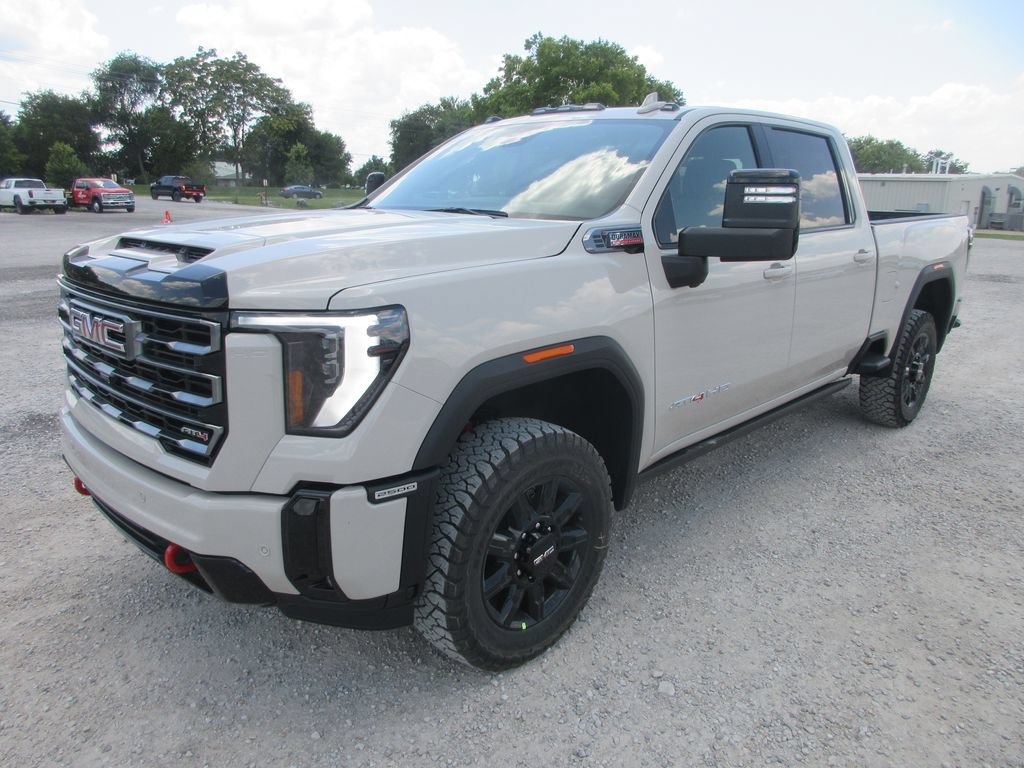 New 2026 GMC Sierra 2500 AT4 w/ AT4 Premium Plus Package AWD/4WD image 11