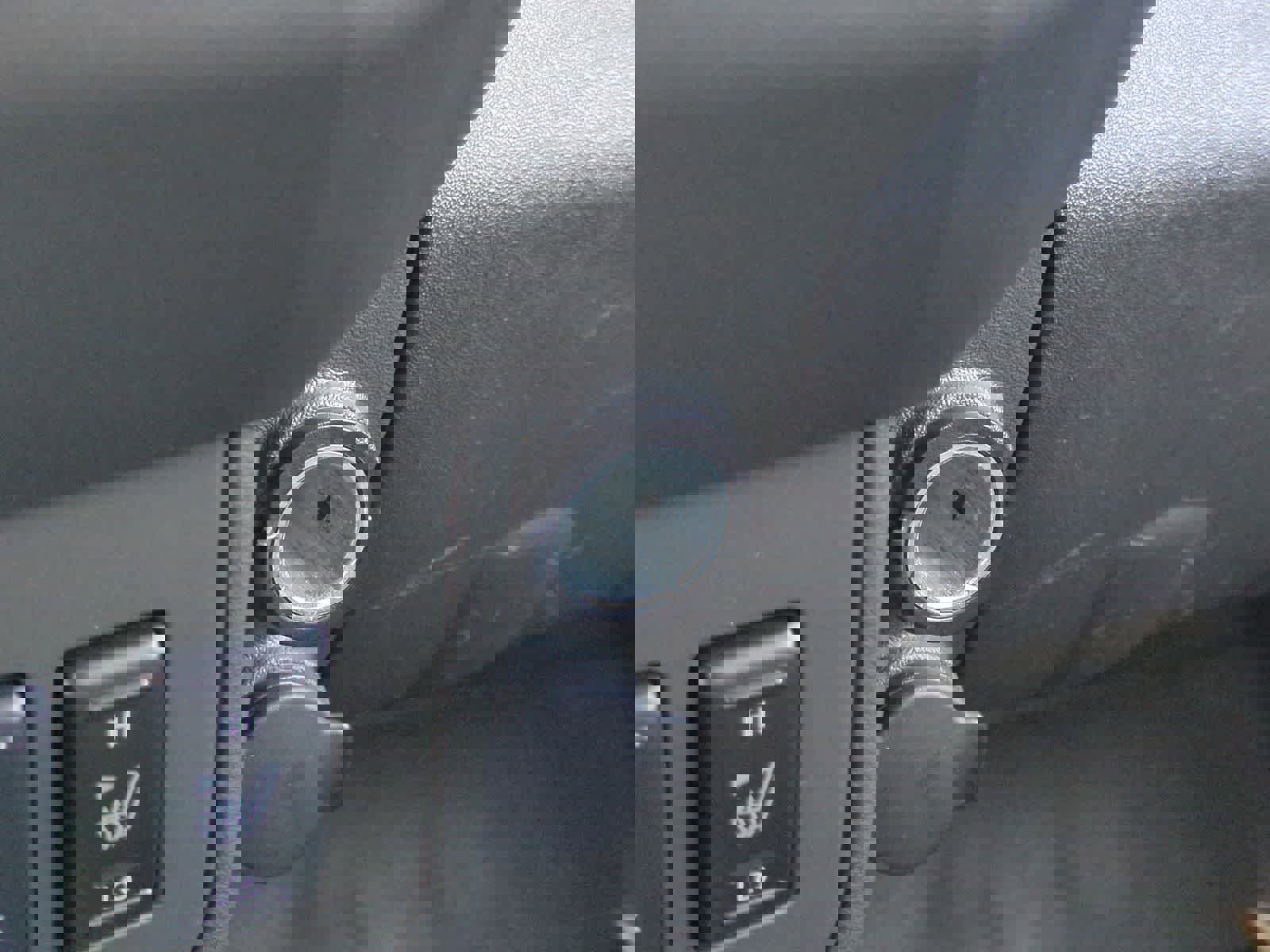 Used 2015 Nissan Xterra PRO-4X image 30