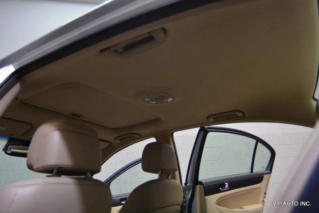 Used 2010 Hyundai Genesis 4.6 RWD image 18
