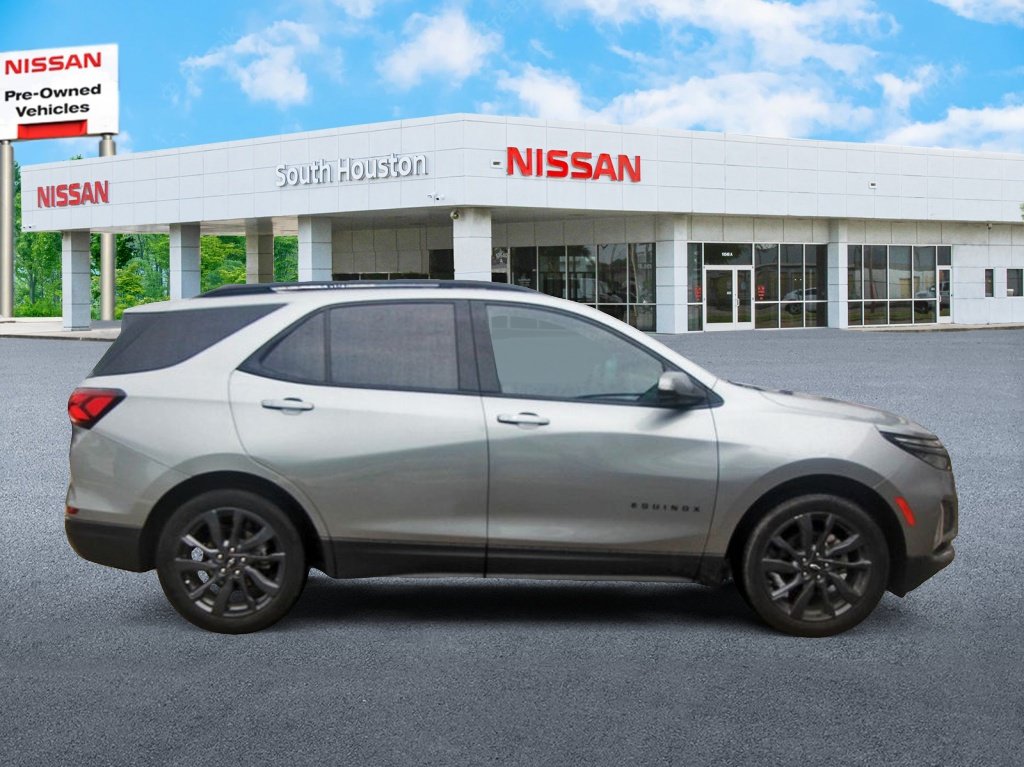 Used 2023 Chevrolet Equinox RS w/ RS Leather Package FWD image 5