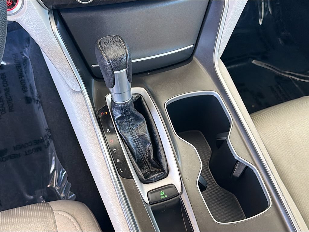 Used 2018 Honda Accord EX image 16