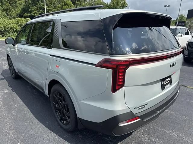 New 2026 Kia Carnival SX Prestige FWD image 4