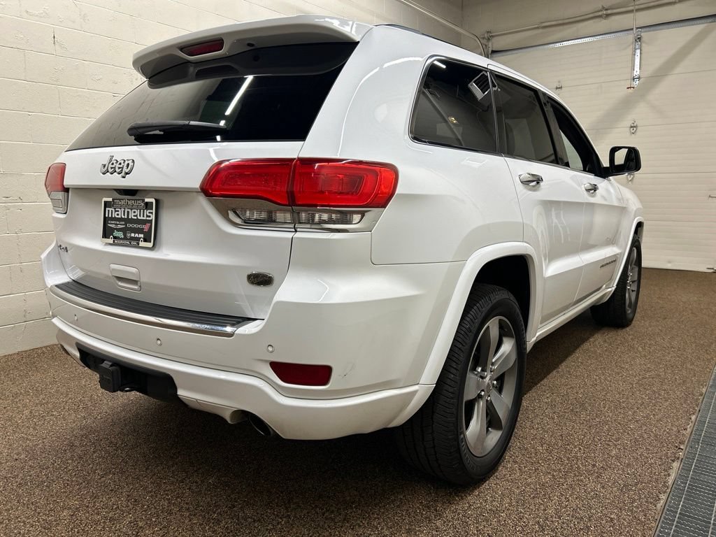 Used 2016 Jeep Grand Cherokee Overland AWD/4WD image 2