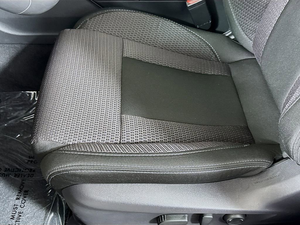 Used 2025 Subaru Outback Premium image 19