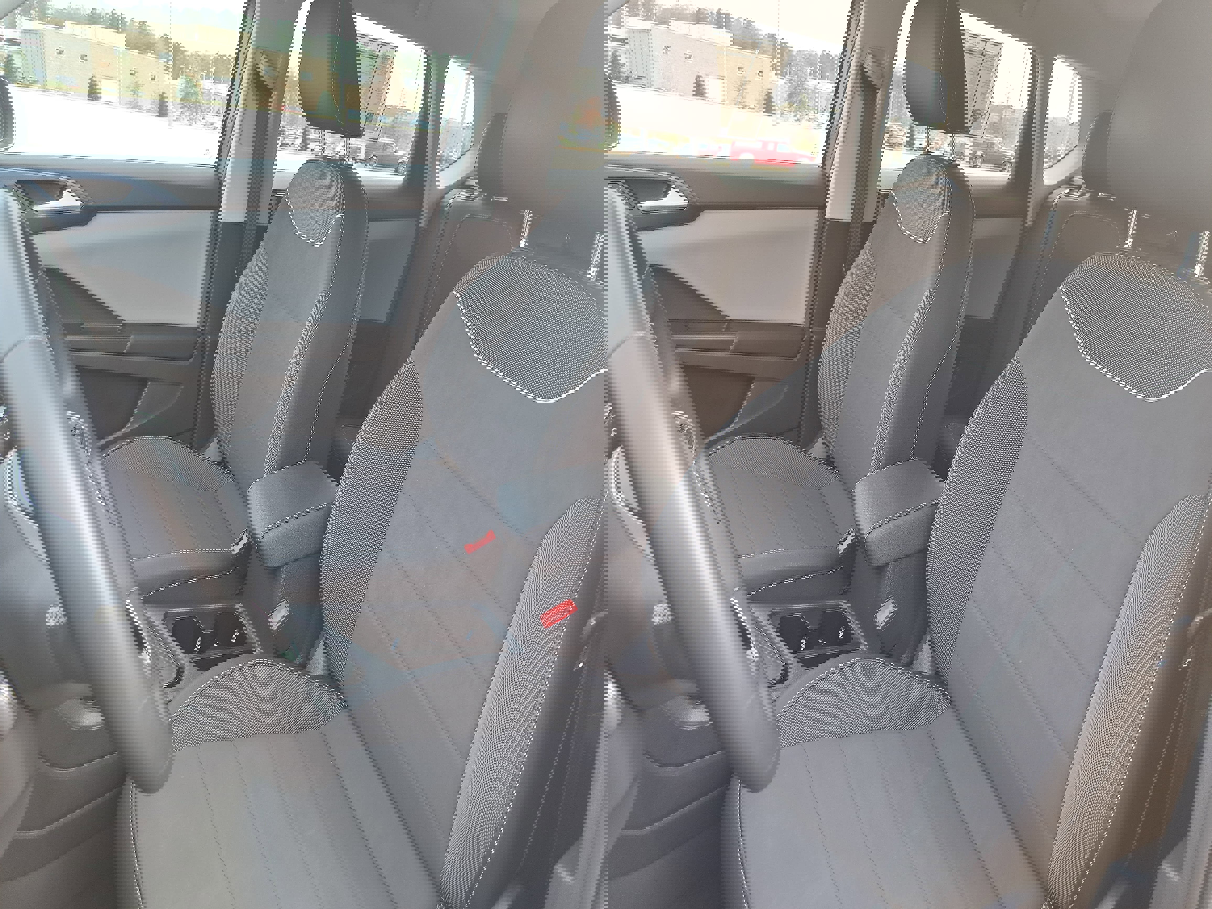 Certified 2023 Volkswagen Taos SE image 14