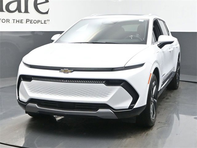 New 2025 Chevrolet Equinox EV LT image 7