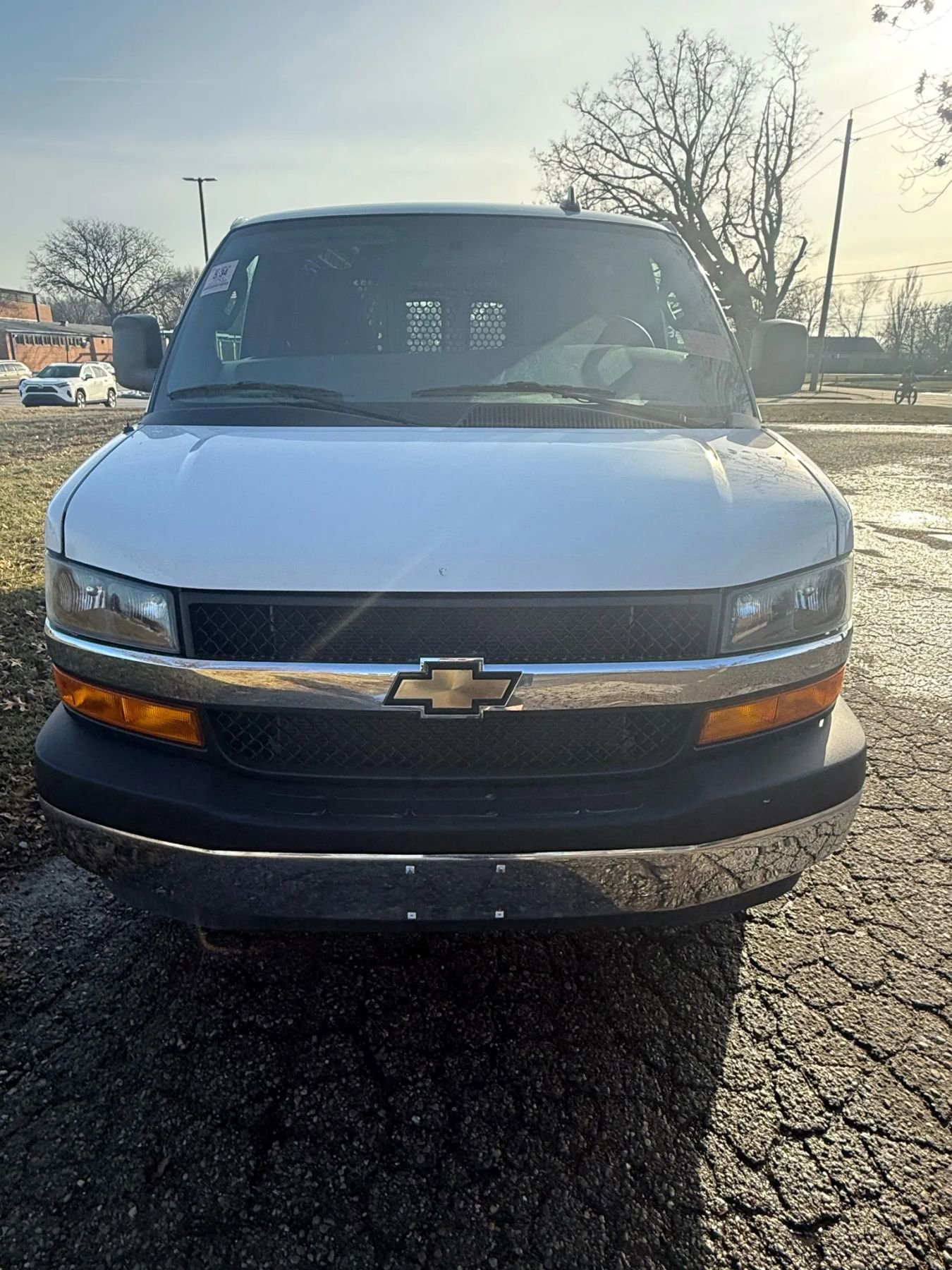 Used 2024 Chevrolet Express 2500 Regular Van 3D image 3