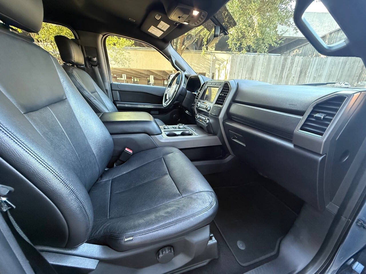 Used 2019 Ford Expedition Max XLT AWD/4WD image 46