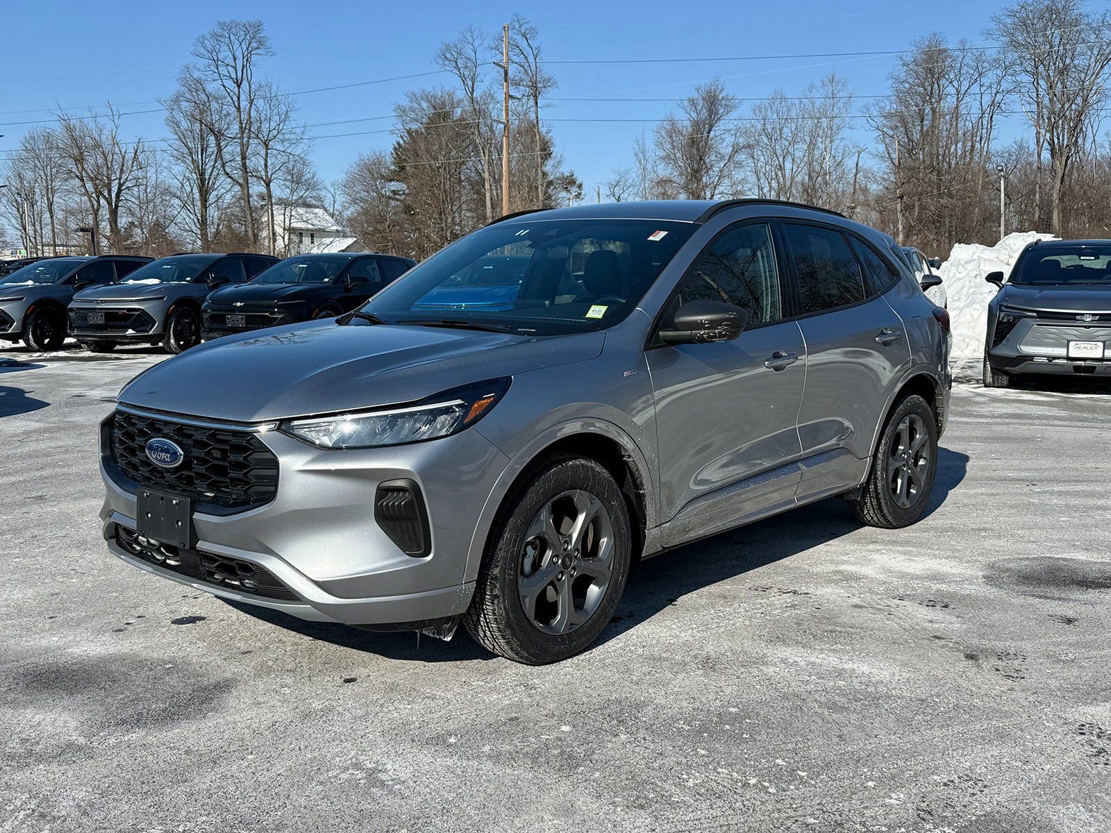 Used 2024 Ford Escape ST-Line image 3