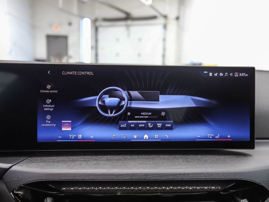 New 2026 BMW 330i xDrive Sedan w/ Convenience Package image 19