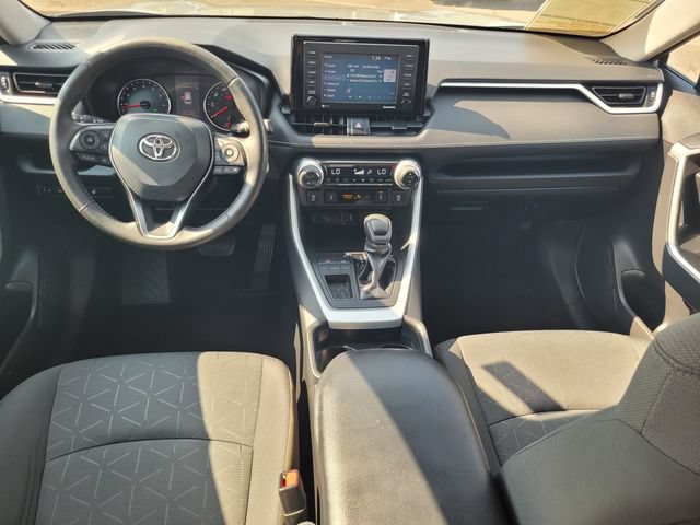 Used 2021 Toyota RAV4 XLE w/ XLE Grade Weather Package FWD image 16